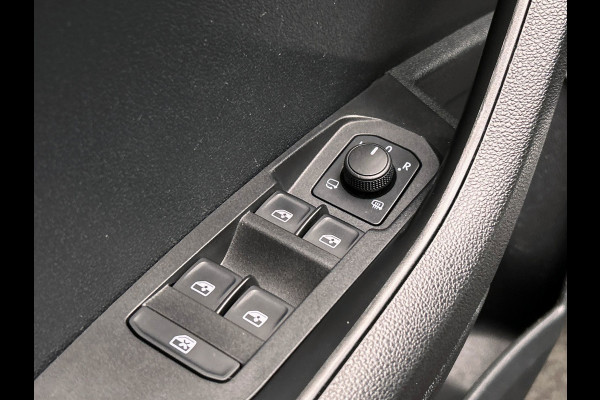 Škoda Karoq 1.0 TSI Clever Edition | Origineel NL | Camera | Carplay | Stoelverwarming | Navigatie | Adaptieve Cruise/Control |