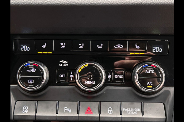 Škoda Karoq 1.0 TSI Clever Edition | Origineel NL | Camera | Carplay | Stoelverwarming | Navigatie | Adaptieve Cruise/Control |