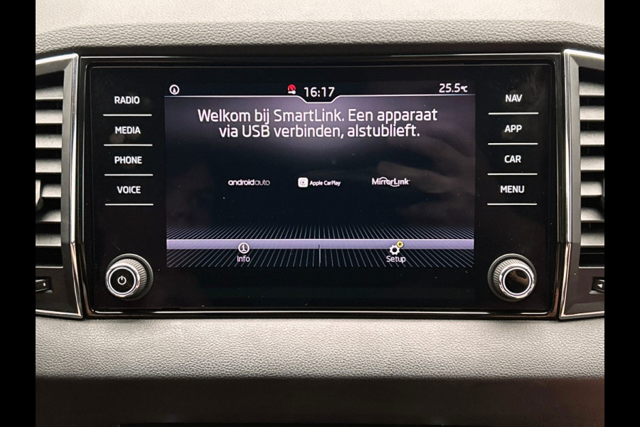 Škoda Karoq 1.0 TSI Clever Edition | Origineel NL | Camera | Carplay | Stoelverwarming | Navigatie | Adaptieve Cruise/Control |