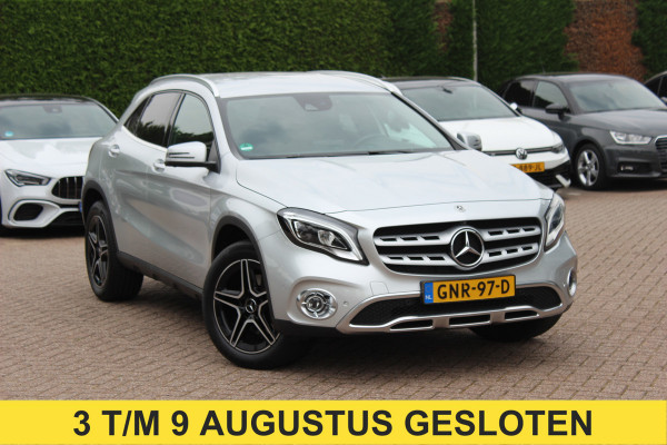 Mercedes-Benz GLA 250 4Matic Premium Plus / Trekhaak / 360Camera / Elektr. Stoelen / 19'' / Navigatie / Carbon intr. / Night / Dodehoek / Cruise Control