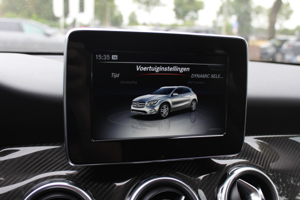 Mercedes-Benz GLA 250 4Matic Premium Plus / Trekhaak / 360Camera / Elektr. Stoelen / 19'' / Navigatie / Carbon intr. / Night / Dodehoek / Cruise Control