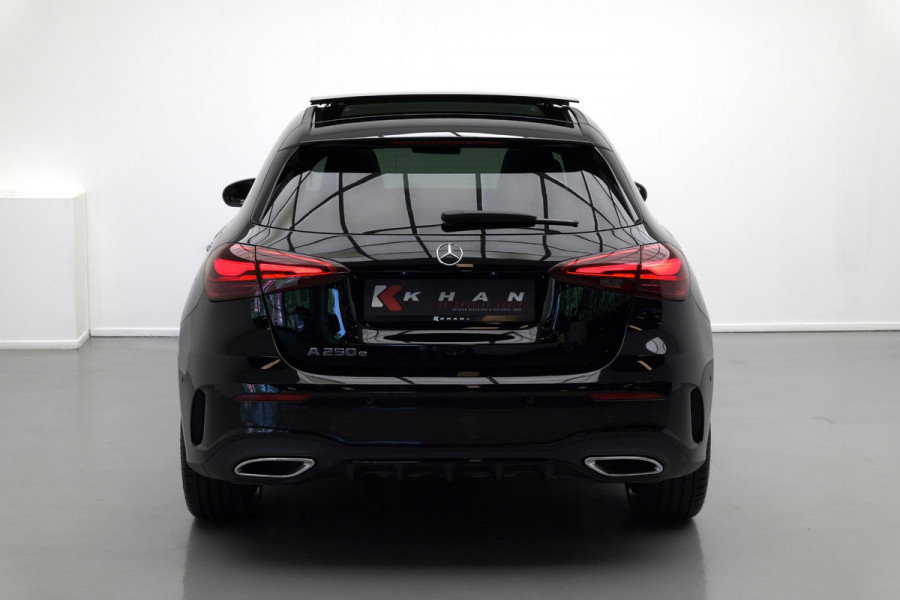 Mercedes-Benz A-Klasse A250e AMG Line |Pano|Stuurverwarm.|Ambient|