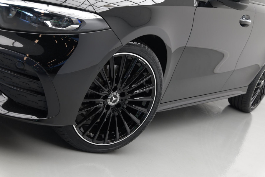 Mercedes-Benz A-Klasse A250e AMG Line |Pano|Stuurverwarm.|Ambient|