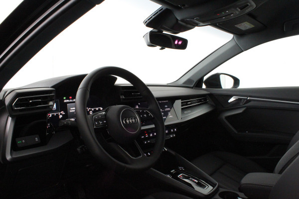 Audi A3 Sportback 30 TFSI Pro Line > Leer/Camera/Adapt.cruise/getint gals