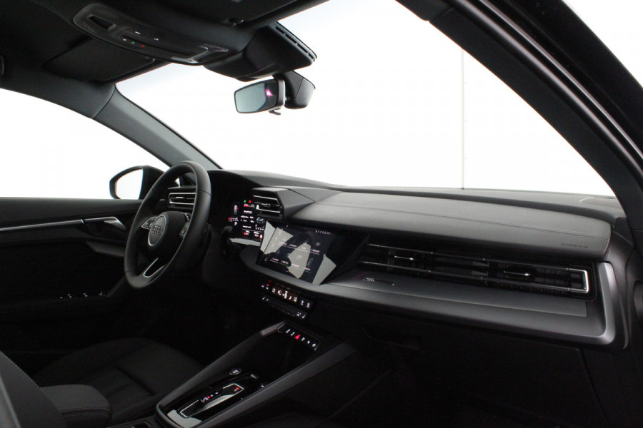 Audi A3 Sportback 30 TFSI Pro Line > Leer/Camera/Adapt.cruise/getint gals