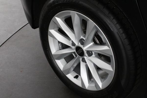 Audi A3 Sportback 30 TFSI Pro Line > Leer/Camera/Adapt.cruise/getint gals