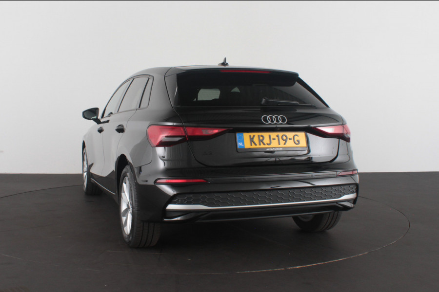 Audi A3 Sportback 30 TFSI Pro Line > Leer/Camera/Adapt.cruise/getint gals