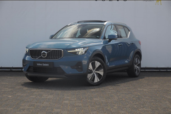 Volvo XC40 B3 177PK Automaat Ultimate Bright Elektrisch bedienbaar panoramadak / Cruise control / Achteruitrijcamera / Elektrisch bedienbare stoelen met geheugen / Stoel- en stuurverwarming / Elektrische achterklep / Harman Kardon
