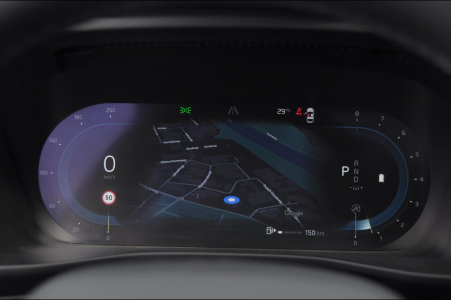 Volvo XC40 B3 177PK Automaat Ultimate Bright Elektrisch bedienbaar panoramadak / Cruise control / Achteruitrijcamera / Elektrisch bedienbare stoelen met geheugen / Stoel- en stuurverwarming / Elektrische achterklep / Harman Kardon