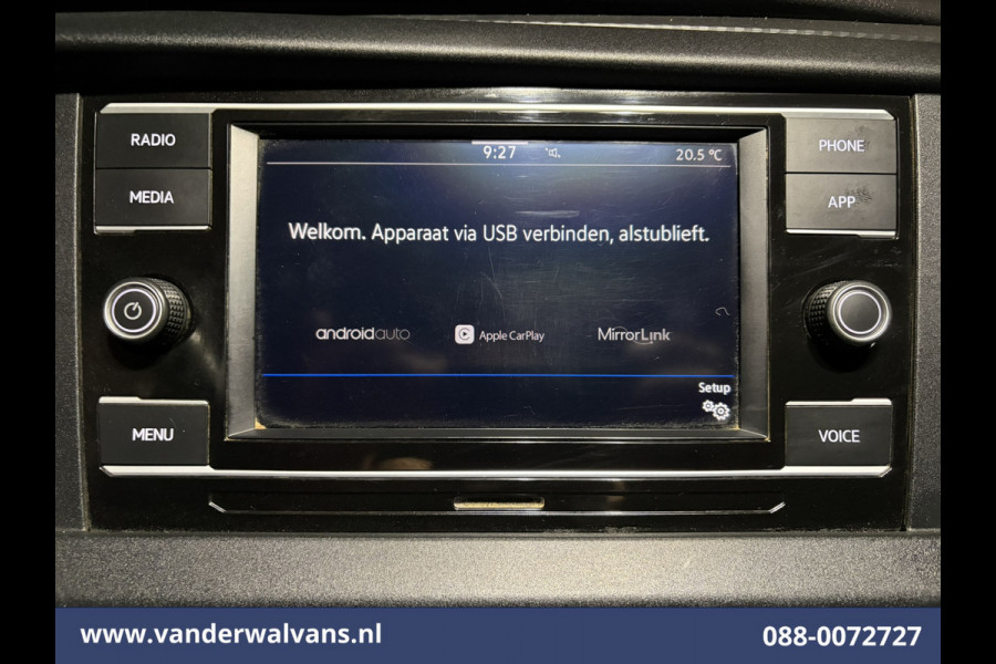 Volkswagen Transporter 2.0 TDI 150pk L2H1 Euro6 Airco | Camera | Apple Carplay | 2500kg Trekhaak | Cruisecontrol Android Auto, Parkeersensoren, Leder, Bijrijdersbank