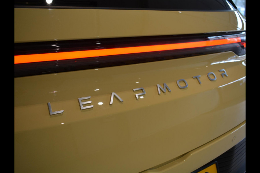 Leapmotor B05 ProMax Design 67.1 kWh | Navigatie | Camera | i9 inch velgen | Apple carplay