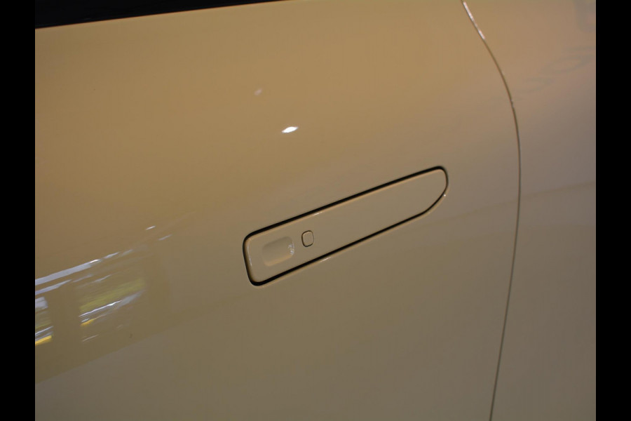 Leapmotor B05 ProMax Design 67.1 kWh | Navigatie | Camera | i9 inch velgen | Apple carplay