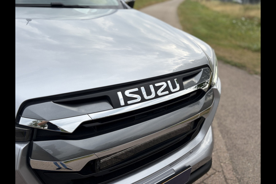 Isuzu D-max 1.9 Extended Cab LSX | !!! Gereserveerd !!! AUTOMAAT | LEDER | 20'' BlackRhino LMV | Pedders Suspension | Apple CarPlay / Android Auto | TH. 3500 kg | Roll Cover