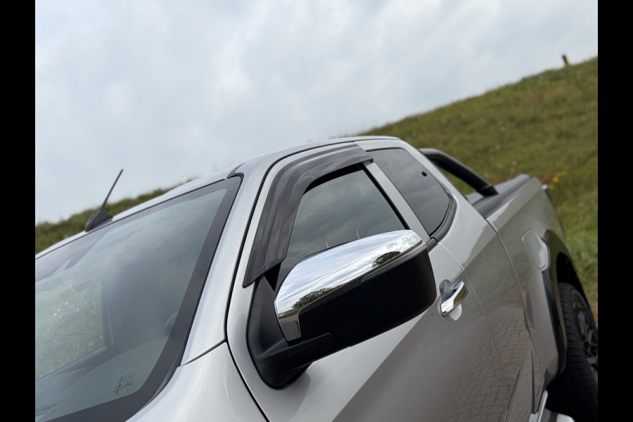 Isuzu D-max 1.9 Extended Cab LSX | !!! Gereserveerd !!! AUTOMAAT | LEDER | 20'' BlackRhino LMV | Pedders Suspension | Apple CarPlay / Android Auto | TH. 3500 kg | Roll Cover