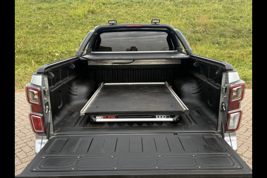 Isuzu D-max 1.9 Extended Cab LSX | !!! Gereserveerd !!! AUTOMAAT | LEDER | 20'' BlackRhino LMV | Pedders Suspension | Apple CarPlay / Android Auto | TH. 3500 kg | Roll Cover