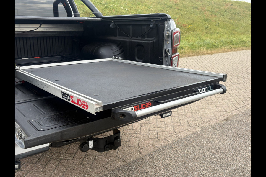 Isuzu D-max 1.9 Extended Cab LSX | !!! Gereserveerd !!! AUTOMAAT | LEDER | 20'' BlackRhino LMV | Pedders Suspension | Apple CarPlay / Android Auto | TH. 3500 kg | Roll Cover