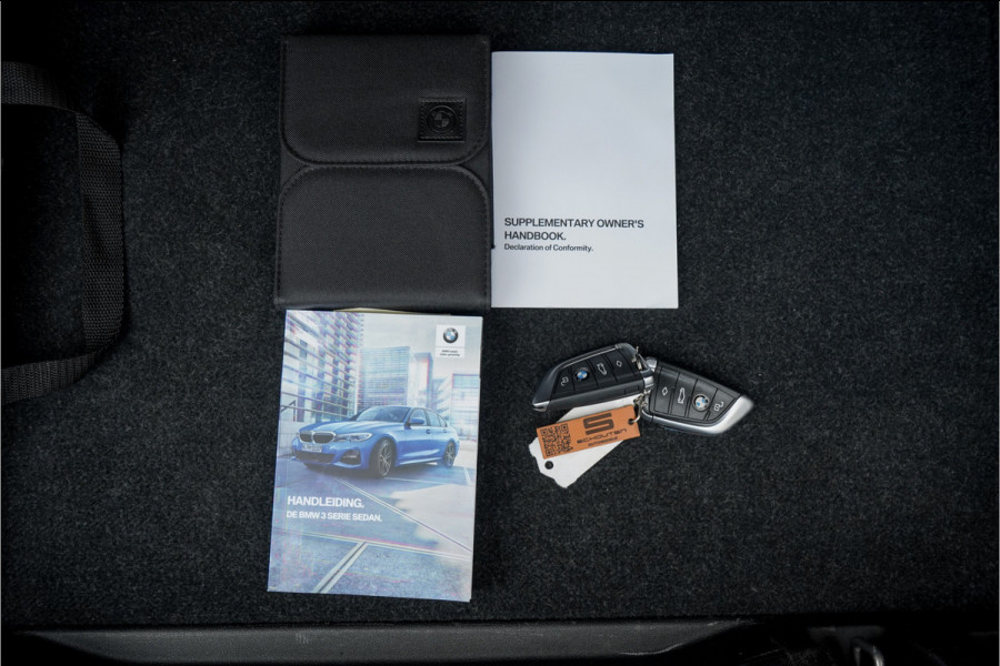 BMW 3-serie M340i xDrive Schuifdak LASER ACC Individual H/K 1e Eig