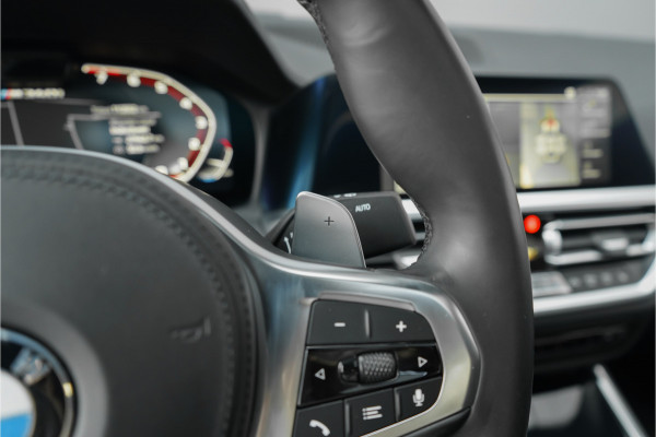 BMW 3-serie M340i xDrive Schuifdak LASER ACC Individual H/K 1e Eig
