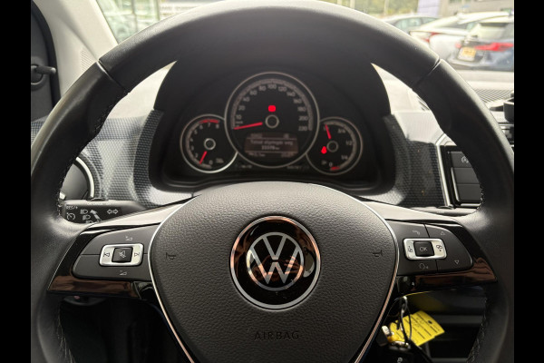 Volkswagen up! 1.0 | Cruise control | Camera | Climate control | Getinte ramen |
