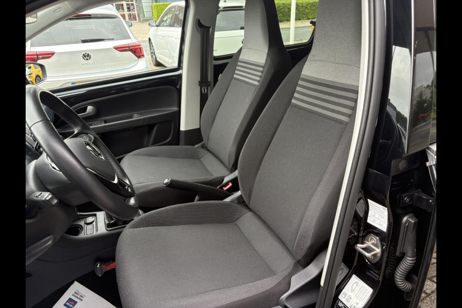 Volkswagen up! 1.0 | Cruise control | Camera | Climate control | Getinte ramen |