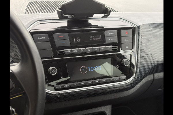 Volkswagen up! 1.0 | Cruise control | Camera | Climate control | Getinte ramen |