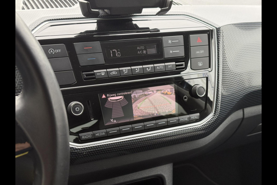 Volkswagen up! 1.0 | Cruise control | Camera | Climate control | Getinte ramen |