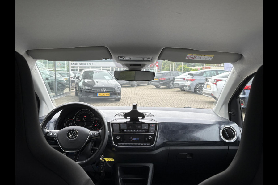 Volkswagen up! 1.0 | Cruise control | Camera | Climate control | Getinte ramen |