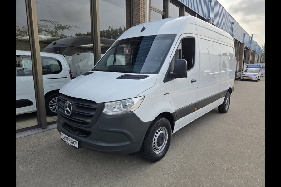Mercedes-Benz eSprinter eSprinter L2H2 55 kWh Airco Achteruitrijcamera 270 gr doordraai deuren