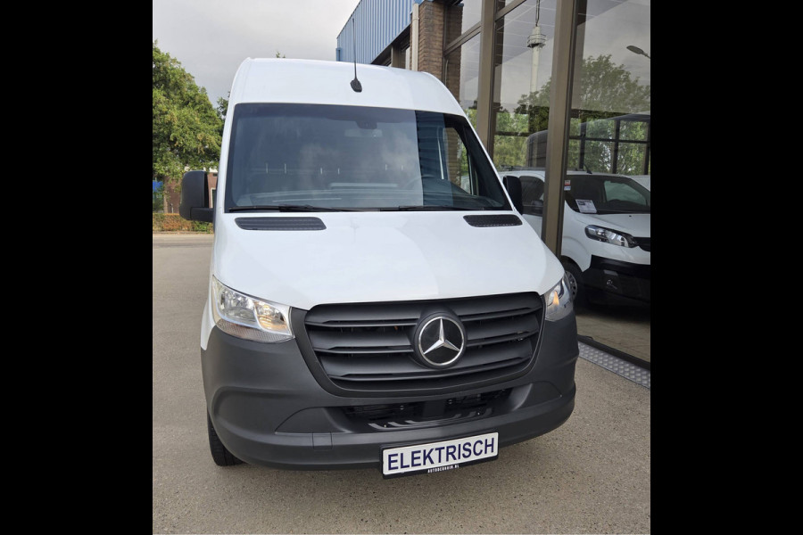 Mercedes-Benz eSprinter eSprinter L2H2 55 kWh Airco Achteruitrijcamera 270 gr doordraai deuren