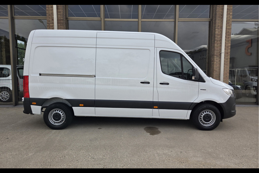 Mercedes-Benz eSprinter eSprinter L2H2 55 kWh Airco Achteruitrijcamera 270 gr doordraai deuren