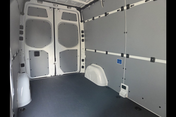 Mercedes-Benz eSprinter eSprinter L2H2 55 kWh Airco Achteruitrijcamera 270 gr doordraai deuren