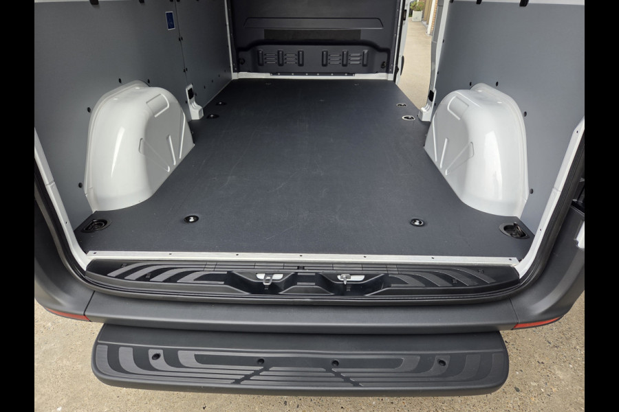 Mercedes-Benz eSprinter eSprinter L2H2 55 kWh Airco Achteruitrijcamera 270 gr doordraai deuren