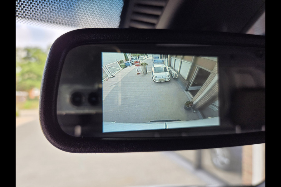 Mercedes-Benz eSprinter eSprinter L2H2 55 kWh Airco Achteruitrijcamera 270 gr doordraai deuren