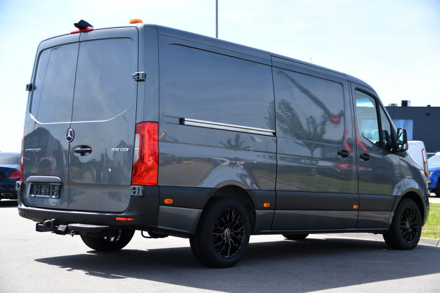 Mercedes-Benz Sprinter 316 2.2 CDI L2H1 PB Edition MARGE! Camera, Cruise, Sensoren, automaat, LED, Carplay, 164pk, Standkachel, Trekhaak, Uniek!