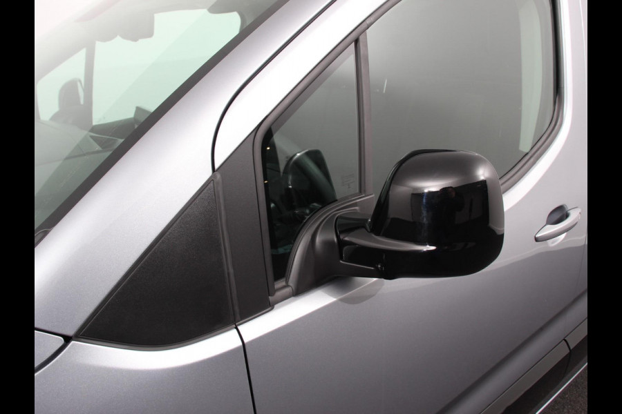 Opel Combo 1.5 BlueHDi 130Pk L2 Automaat Apple Carplay / Android Auto Navigatie Trekhaak Airco Camera Cruise Control Parkeersensoren V+A DAB