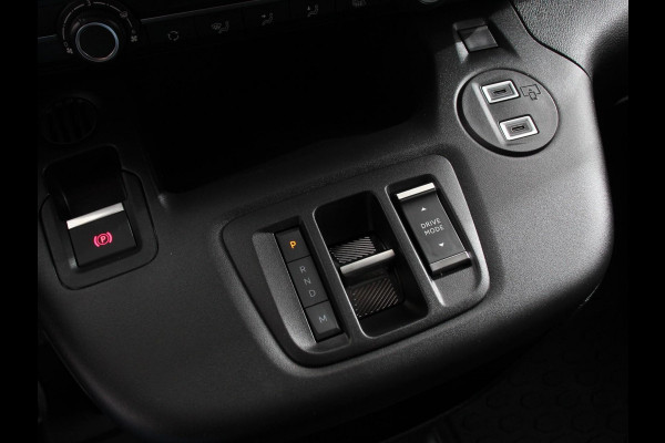 Opel Combo 1.5 BlueHDi 130Pk L2 Automaat Apple Carplay / Android Auto Navigatie Trekhaak Airco Camera Cruise Control Parkeersensoren V+A DAB