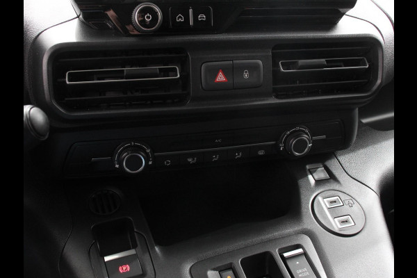 Opel Combo 1.5 BlueHDi 130Pk L2 Automaat Apple Carplay / Android Auto Navigatie Trekhaak Airco Camera Cruise Control Parkeersensoren V+A DAB
