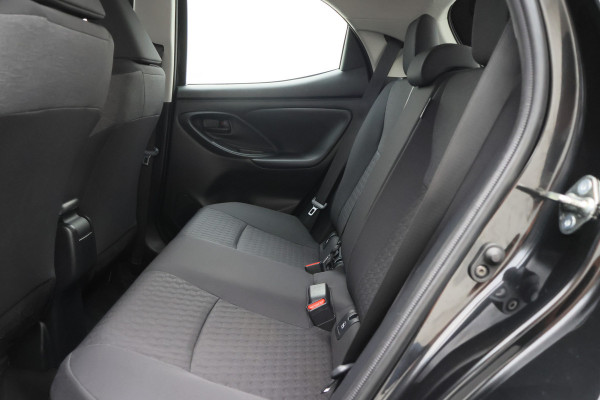 Toyota Yaris 1.5 Hybrid Dynamic Climate, ACC, Camera, Apple Carplay, DAB, LED, Elektrisch Pakket, 16''