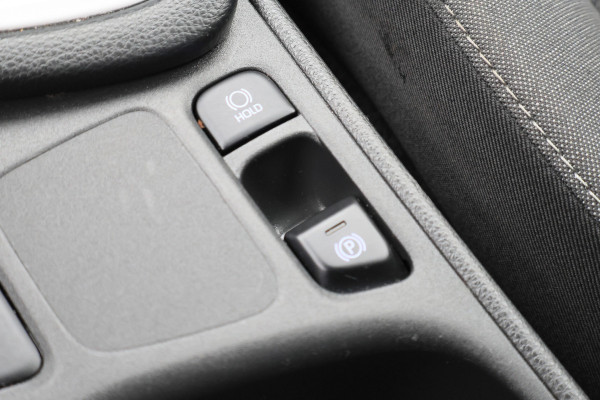 Toyota Yaris 1.5 Hybrid Dynamic Climate, ACC, Camera, Apple Carplay, DAB, LED, Elektrisch Pakket, 16''