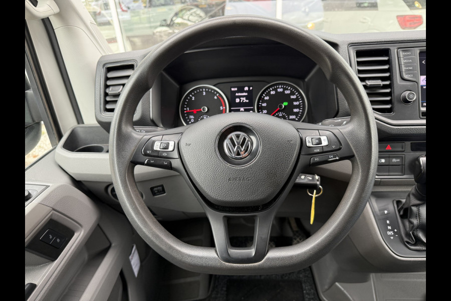 Volkswagen Crafter 30 2.0 TDI 177PK L3H3 | Adapt. cruisec. | Trekhaak | Carplay | Navi | Camera