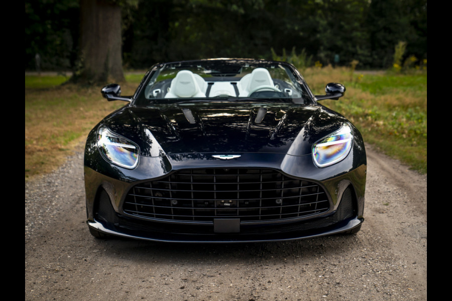 Aston Martin DB12 Volante 4.0 V8 | Bowers & Wilkins