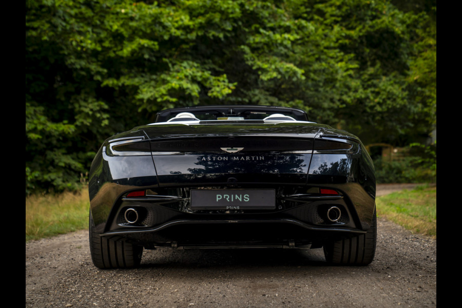 Aston Martin DB12 Volante 4.0 V8 | Bowers & Wilkins