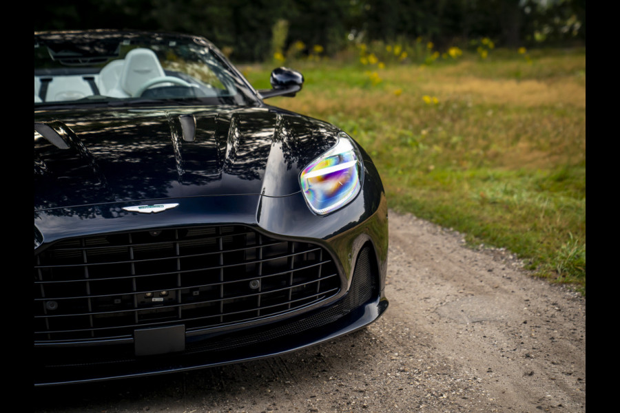 Aston Martin DB12 Volante 4.0 V8 | Bowers & Wilkins