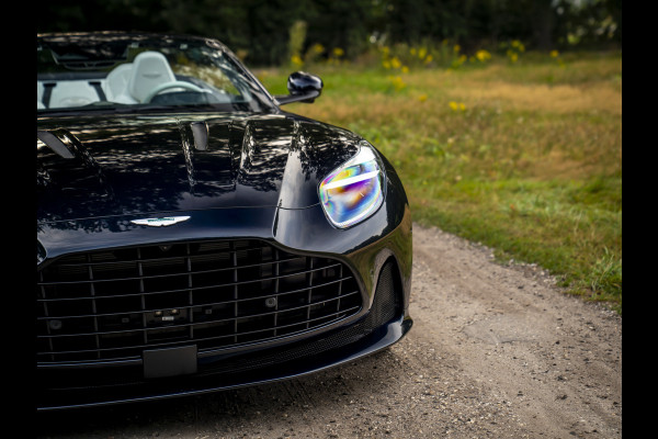 Aston Martin DB12 Volante 4.0 V8 | Bowers & Wilkins