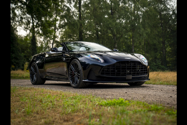 Aston Martin DB12 Volante 4.0 V8 | Bowers & Wilkins