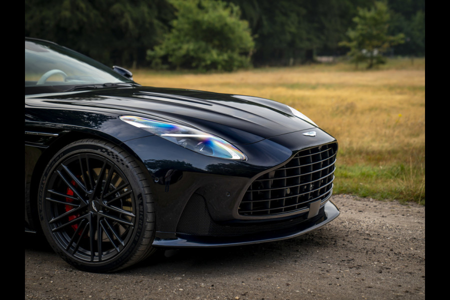Aston Martin DB12 Volante 4.0 V8 | Bowers & Wilkins