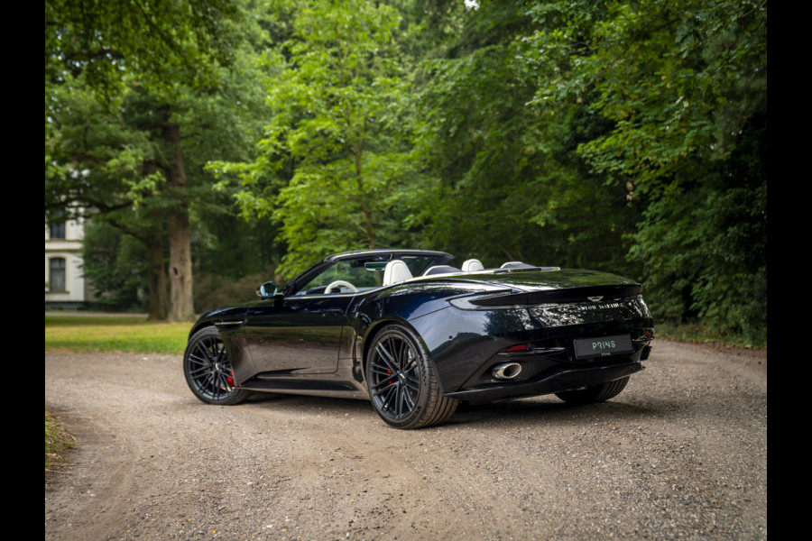 Aston Martin DB12 Volante 4.0 V8 | Bowers & Wilkins