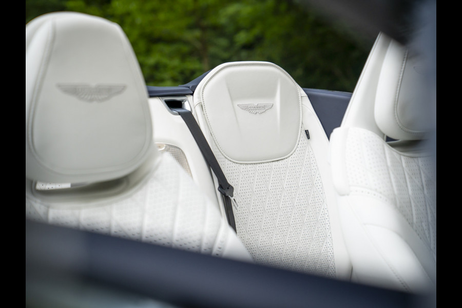 Aston Martin DB12 Volante 4.0 V8 | Bowers & Wilkins