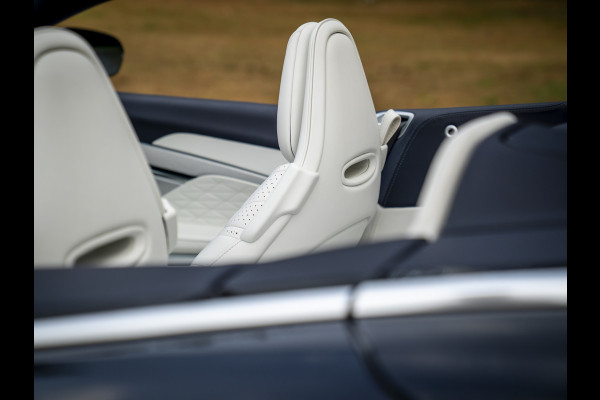 Aston Martin DB12 Volante 4.0 V8 | Bowers & Wilkins