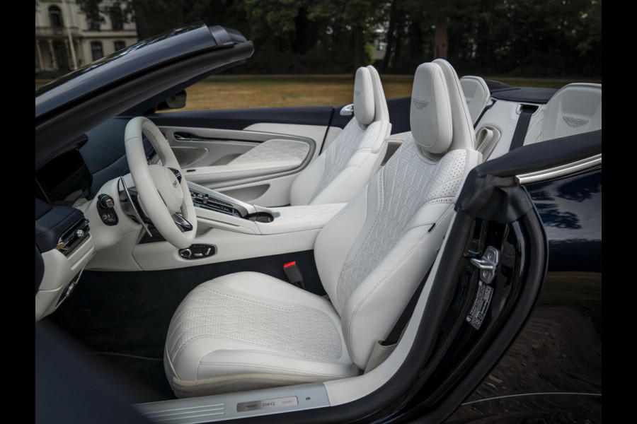 Aston Martin DB12 Volante 4.0 V8 | Bowers & Wilkins